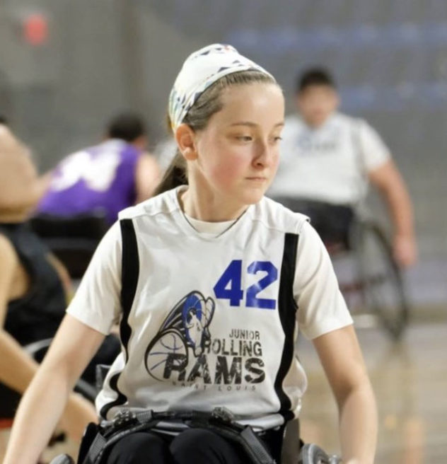 Victoria's daughter plays basketball.